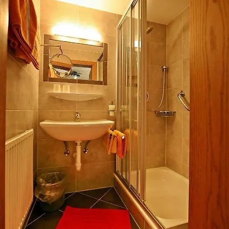 Gastehaus Pircher Apartment Ried im Zillertal